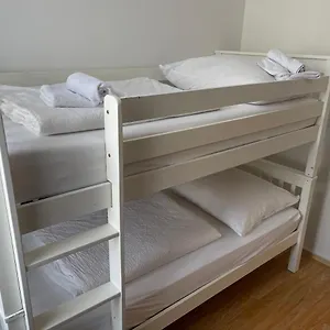 https://peaceful-apartment-for-4.vienna-besthotels.com