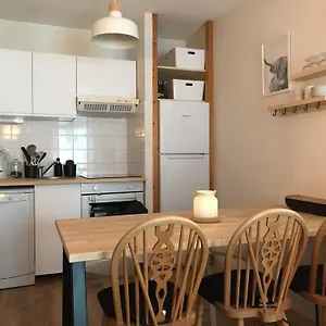 https://appart-t3-4-6-pers-piscine-sauna-samons.hotels-rhonealpes.com